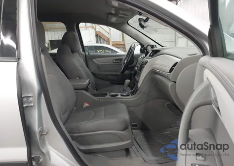 2016 Chevrolet Traverse Ls from USA, damaged, VIN 1GNKVFED8GJ301927